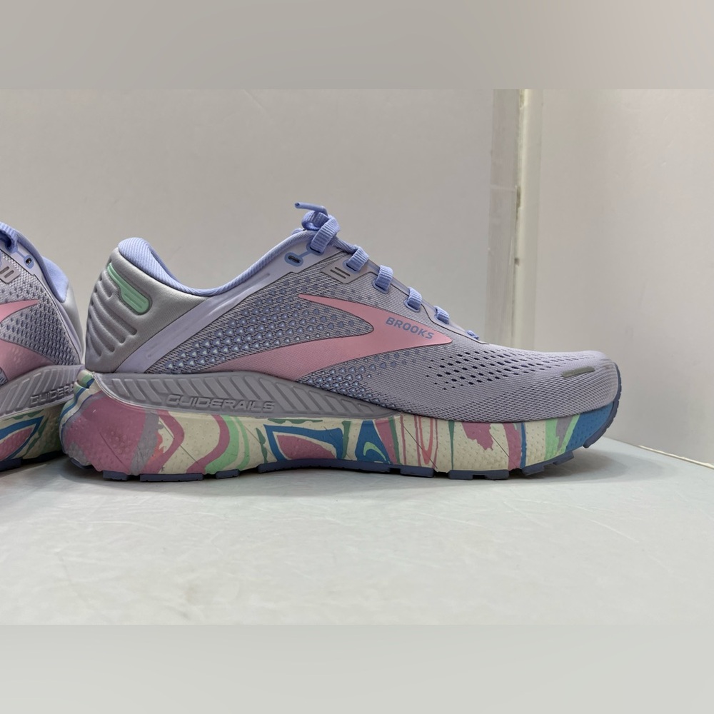 Brooks Adrenaline GTS 22 Women's Unity Together running shoes Size 10 - Picture 8 of 12